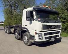 2005 Volvo FM12 340 8x4 Hookloader